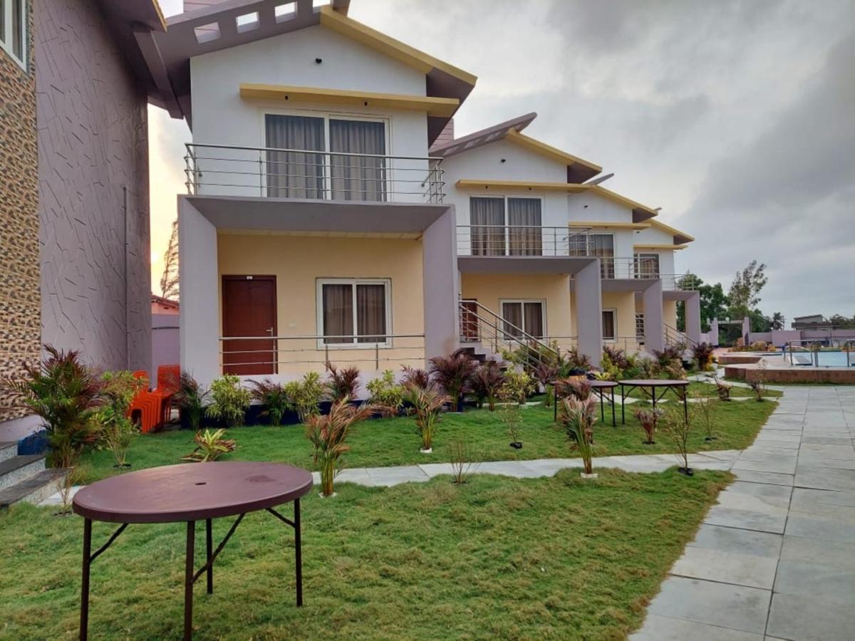 Parth King Beach Resort Mandarmani Exterior photo